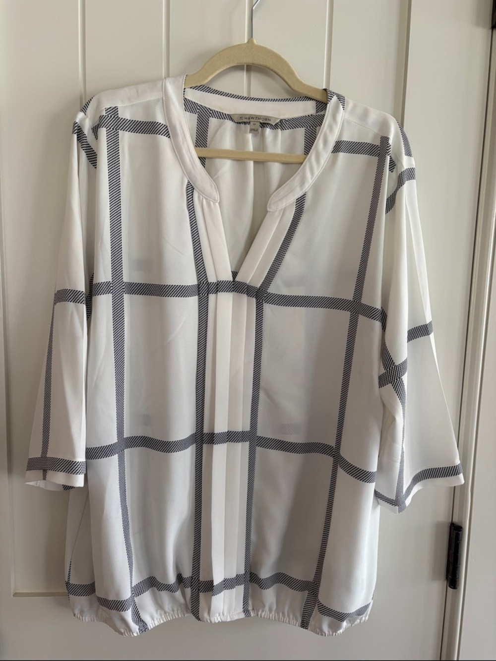 41 Hawthorn White Tunic with Black & White Windowpane Check